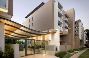 Leftbank Praella - australian style architecture.jpg